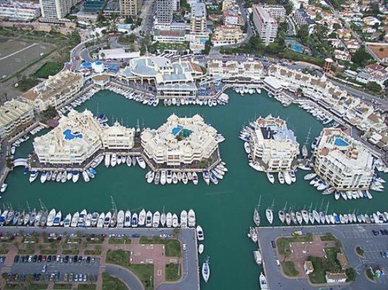 Suite Ron In Marina 2 People Puerto Deportivo Бенальмадена Экстерьер фото